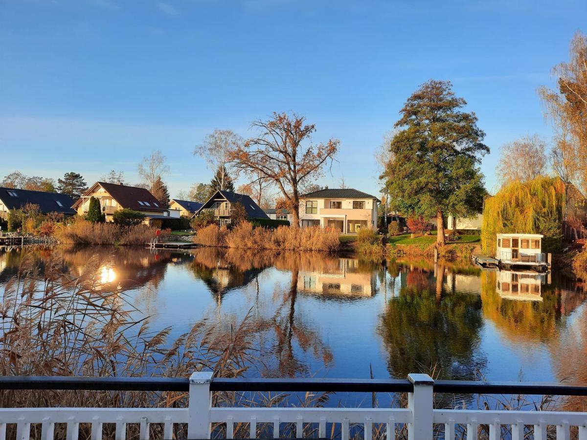 Ferienhaus Mit Wasserterrasse - Mit Sauna Und Kamin - Inklusive Nebenkosten Wendisch Rietz Kültér fotó