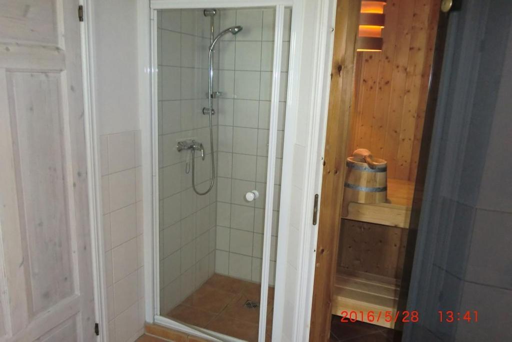 Ferienhaus Mit Wasserterrasse - Mit Sauna Und Kamin - Inklusive Nebenkosten Wendisch Rietz Kültér fotó