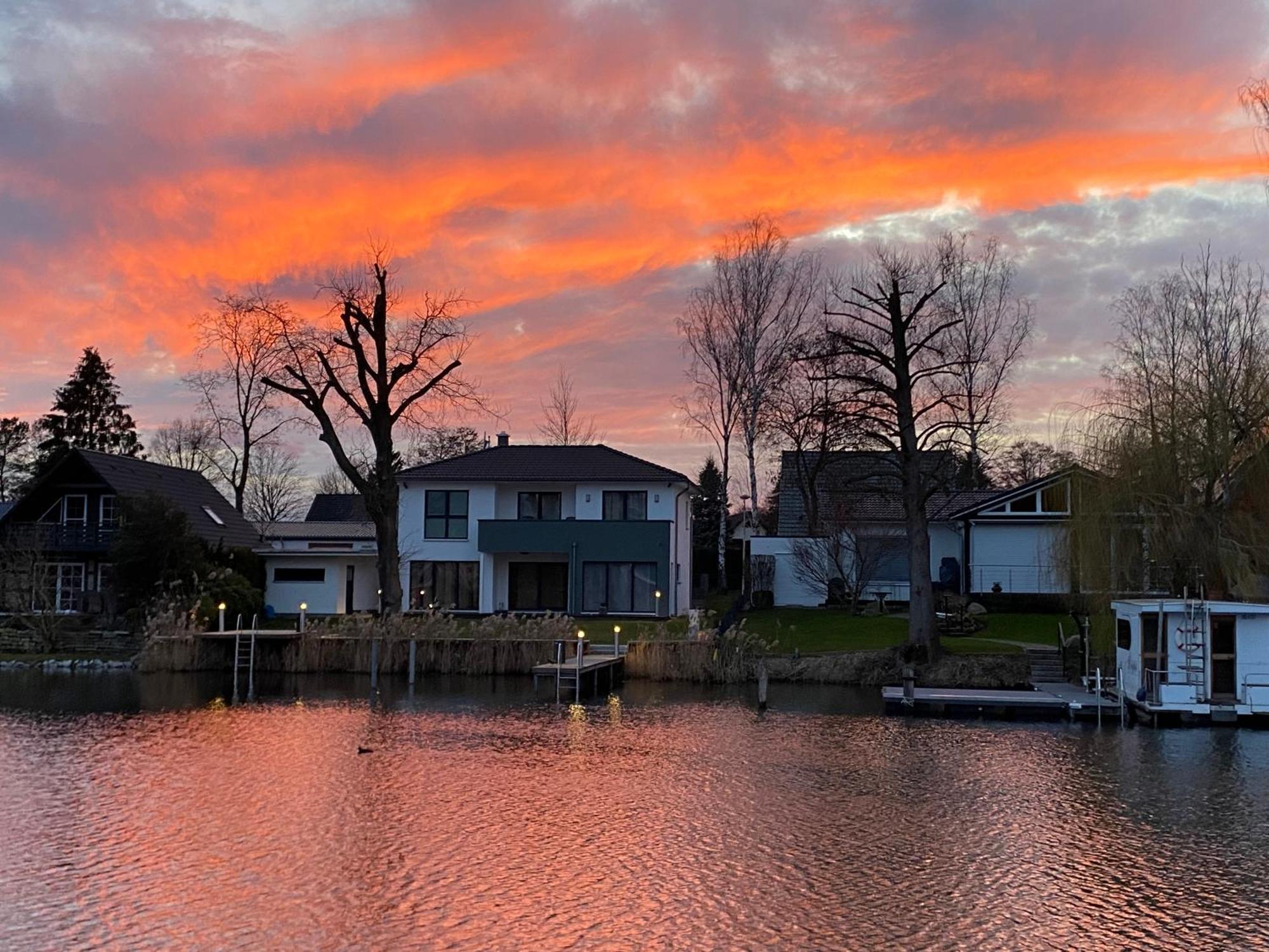 Ferienhaus Mit Wasserterrasse - Mit Sauna Und Kamin - Inklusive Nebenkosten Wendisch Rietz Kültér fotó
